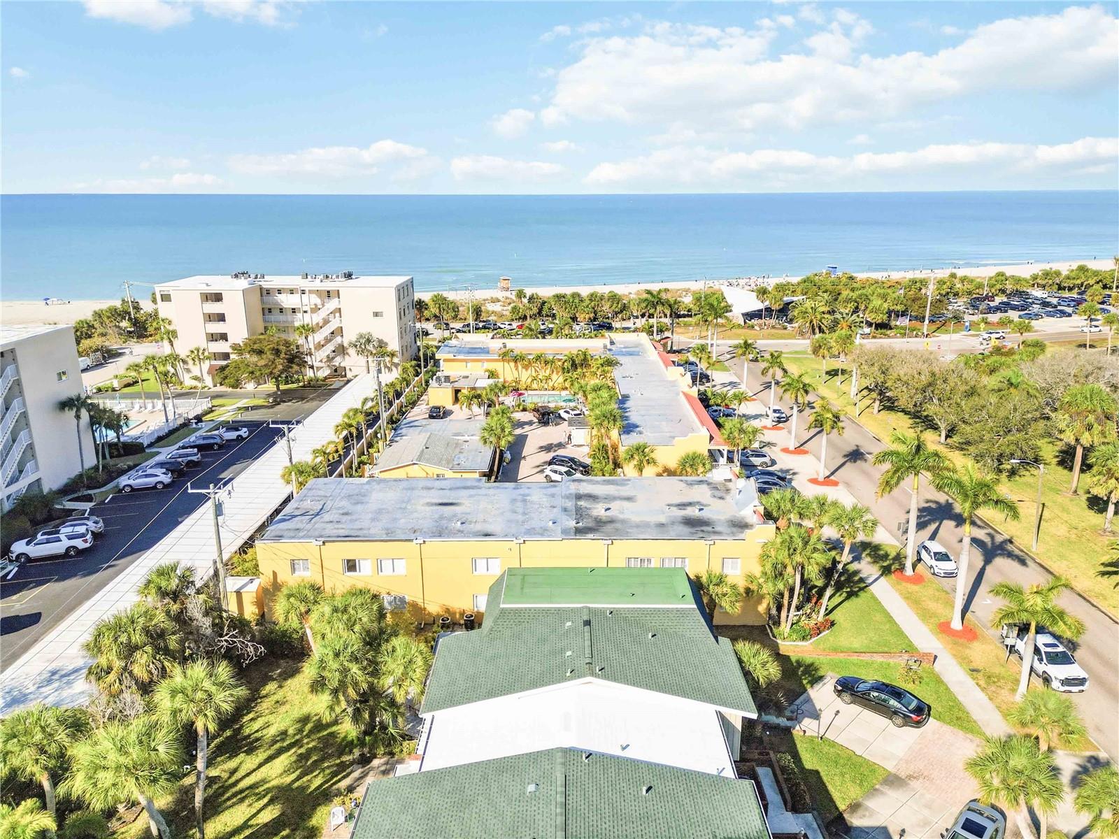 VENICE TOWN HOUSE - Residential