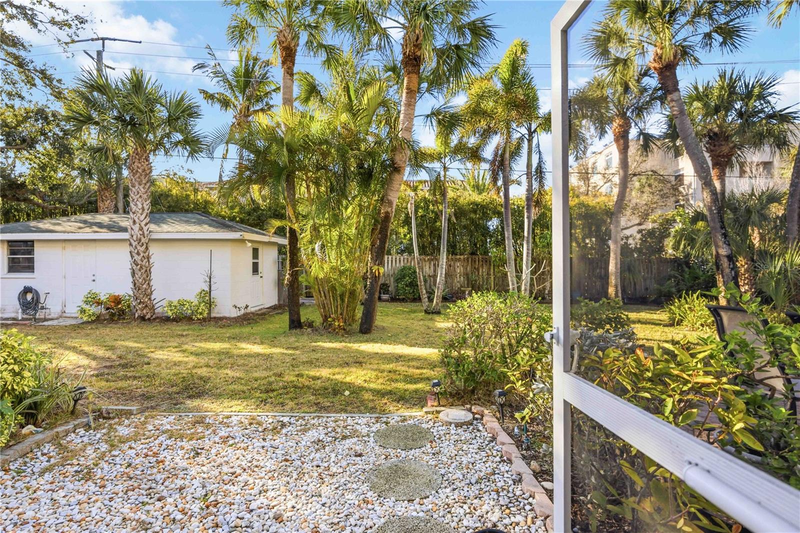 VENICE TOWN HOUSE - Residential