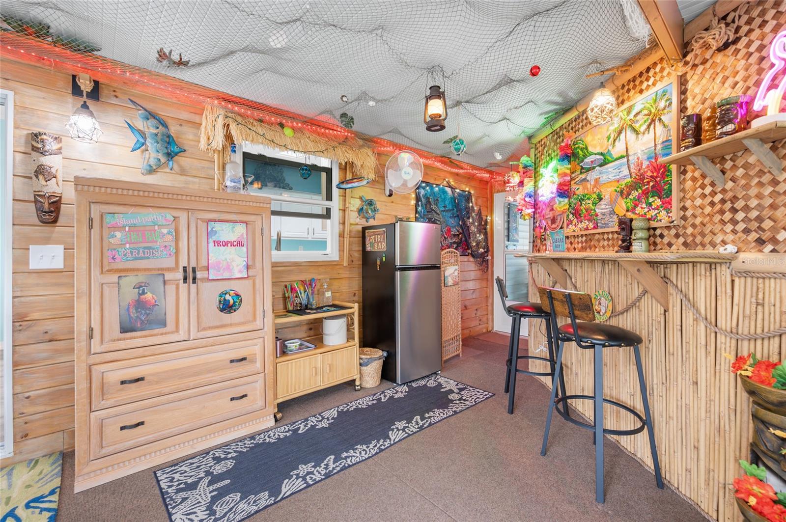 LEMON BAY ISLES PH 03 - Residential