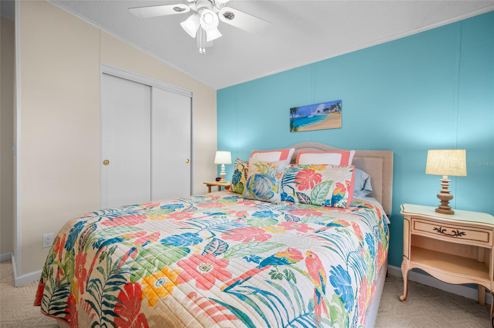 LEMON BAY ISLES PH 03 - Residential