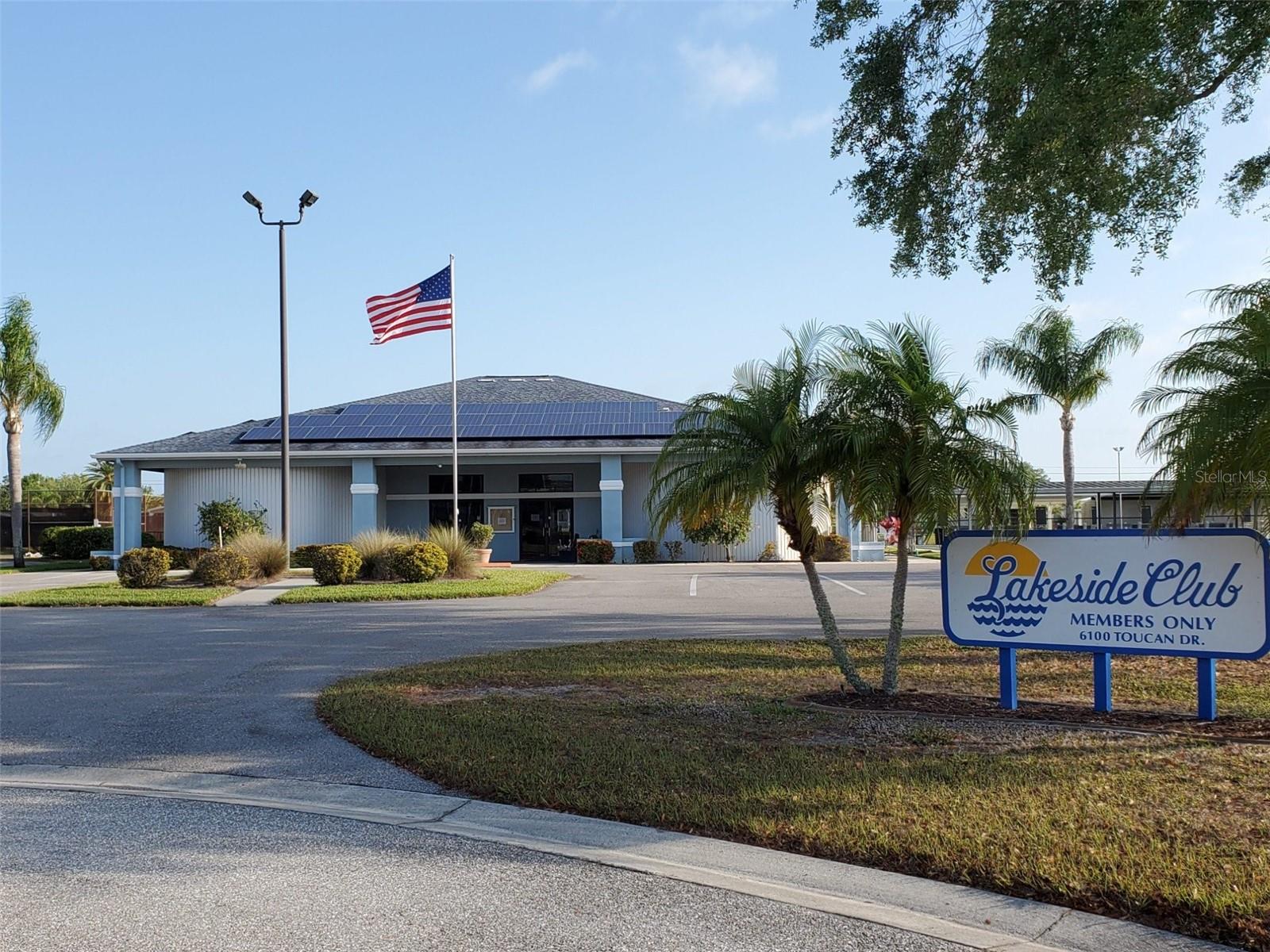 LEMON BAY ISLES PH 03 - Residential