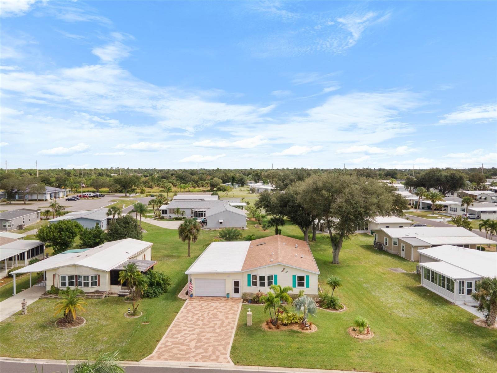 LEMON BAY ISLES PH 03 - Residential