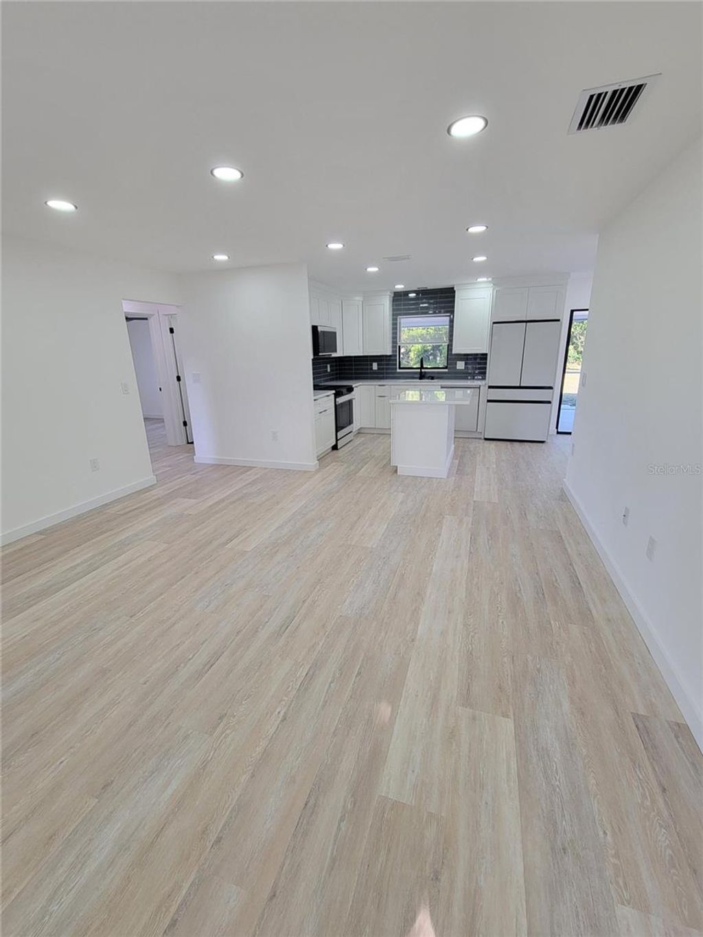 Photo of 328 E Bay Street, Osprey, FL 34229 (MLS # O6400514)