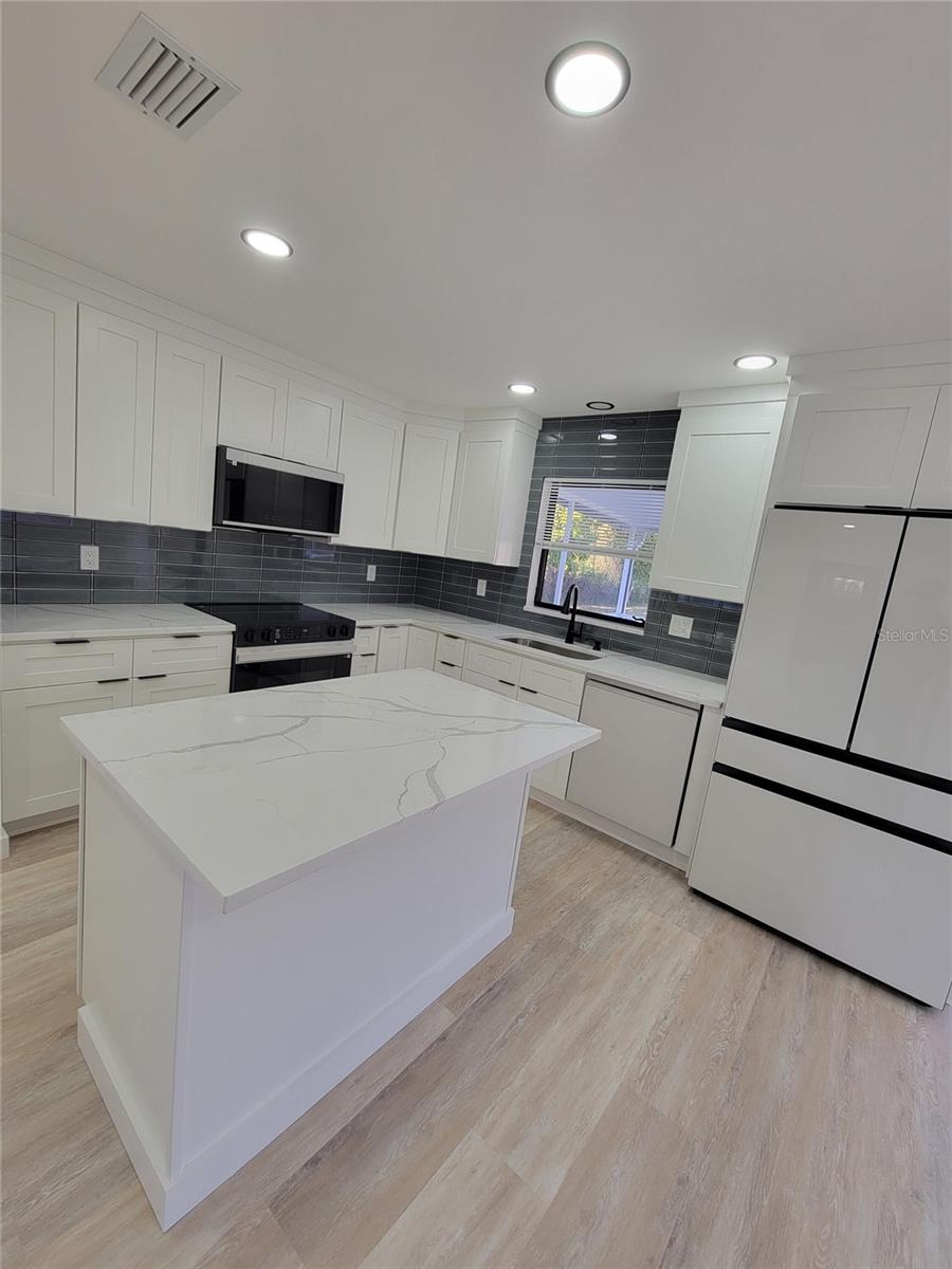 SARABAY ACRES - Residential