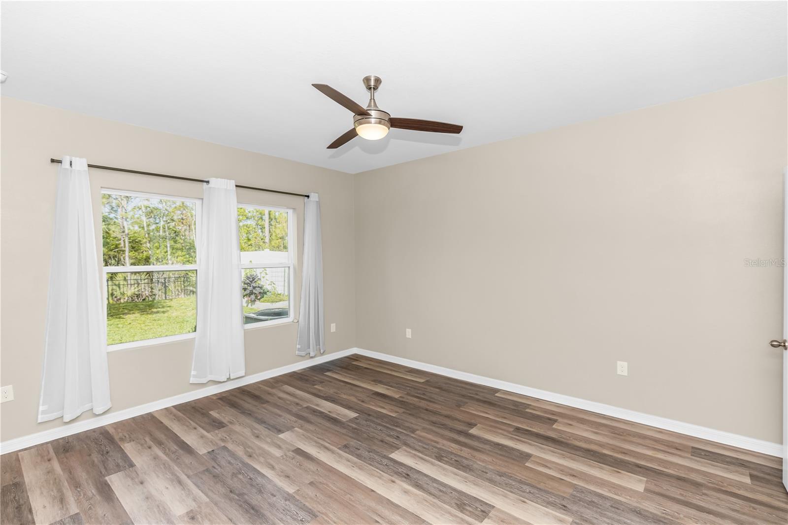 COASTAL WOODS UN B1 - Residential