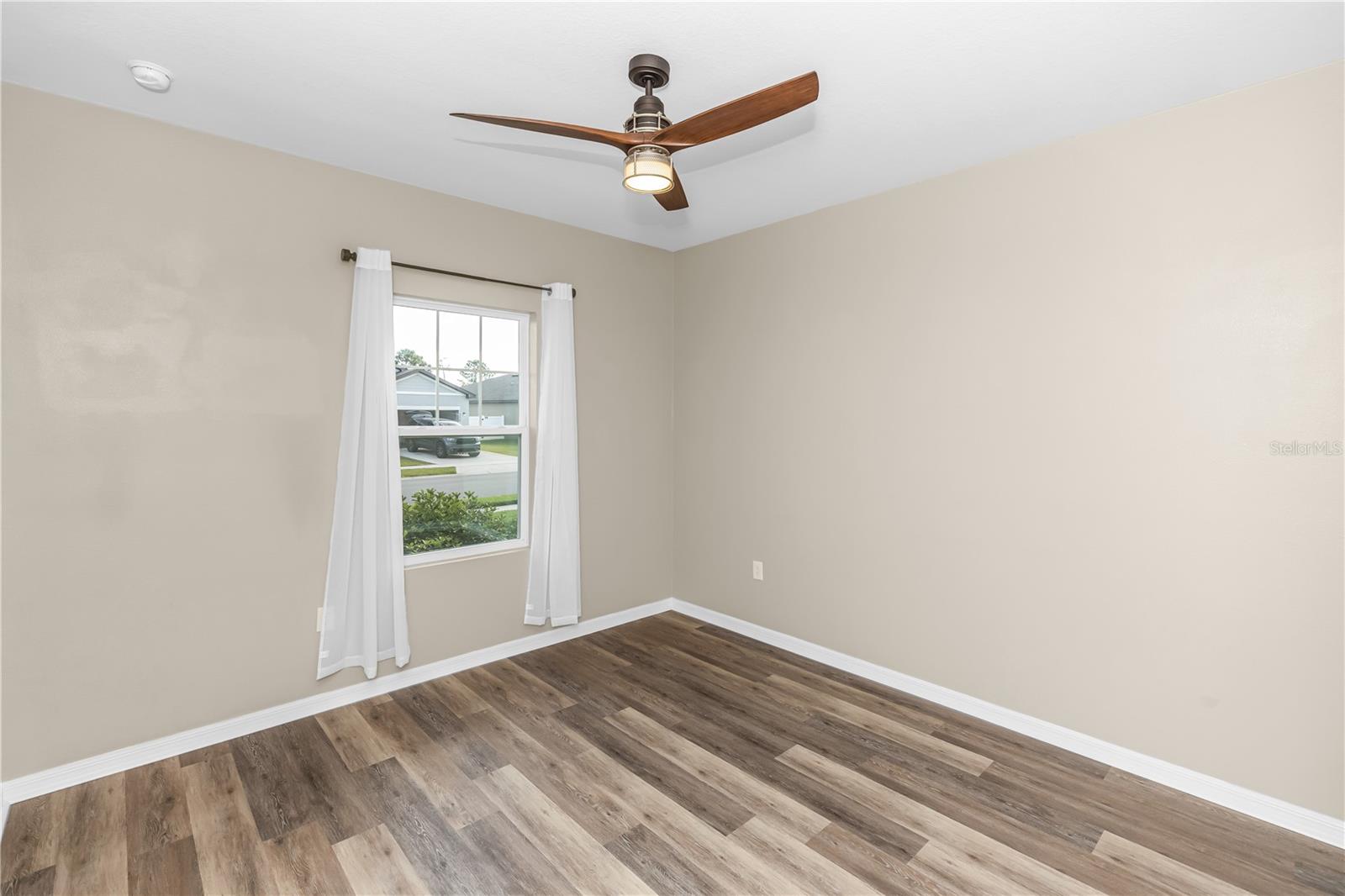 COASTAL WOODS UN B1 - Residential