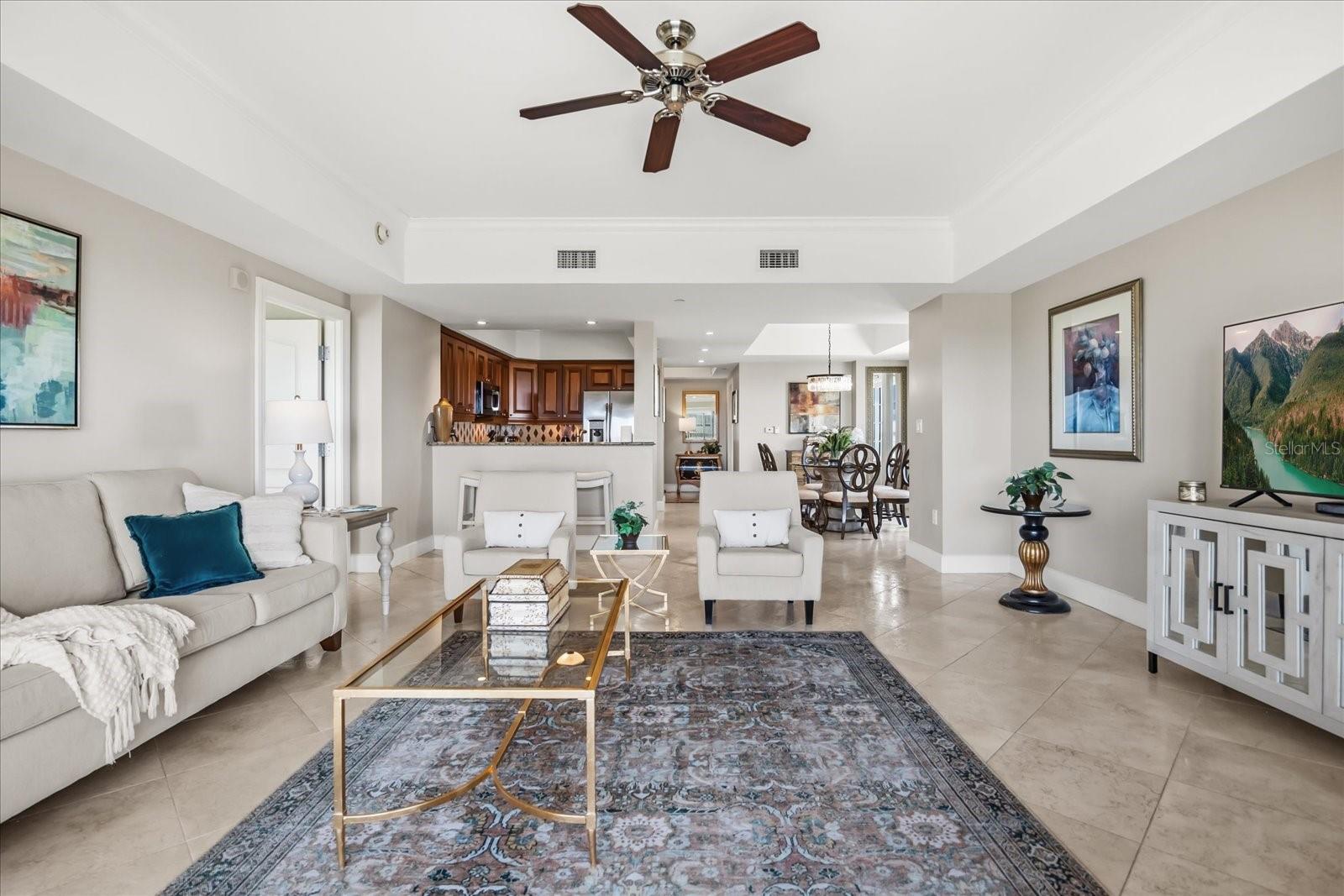 REUNION GRANDE CONDO - Residential