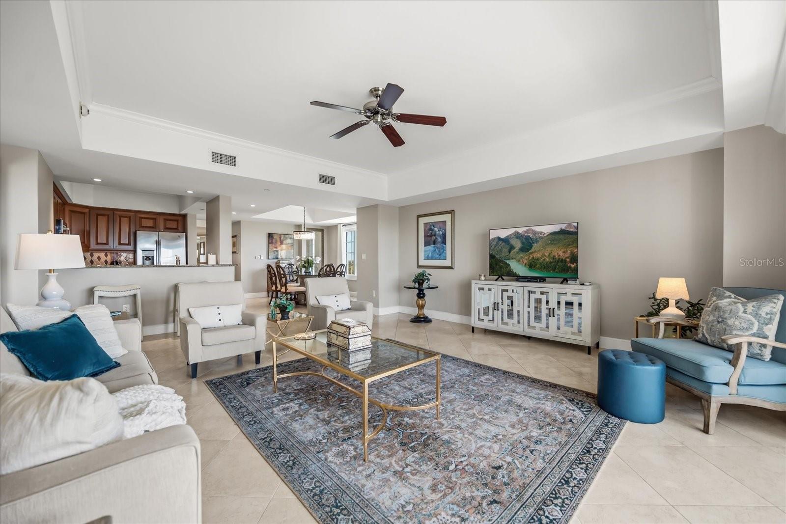 REUNION GRANDE CONDO - Residential