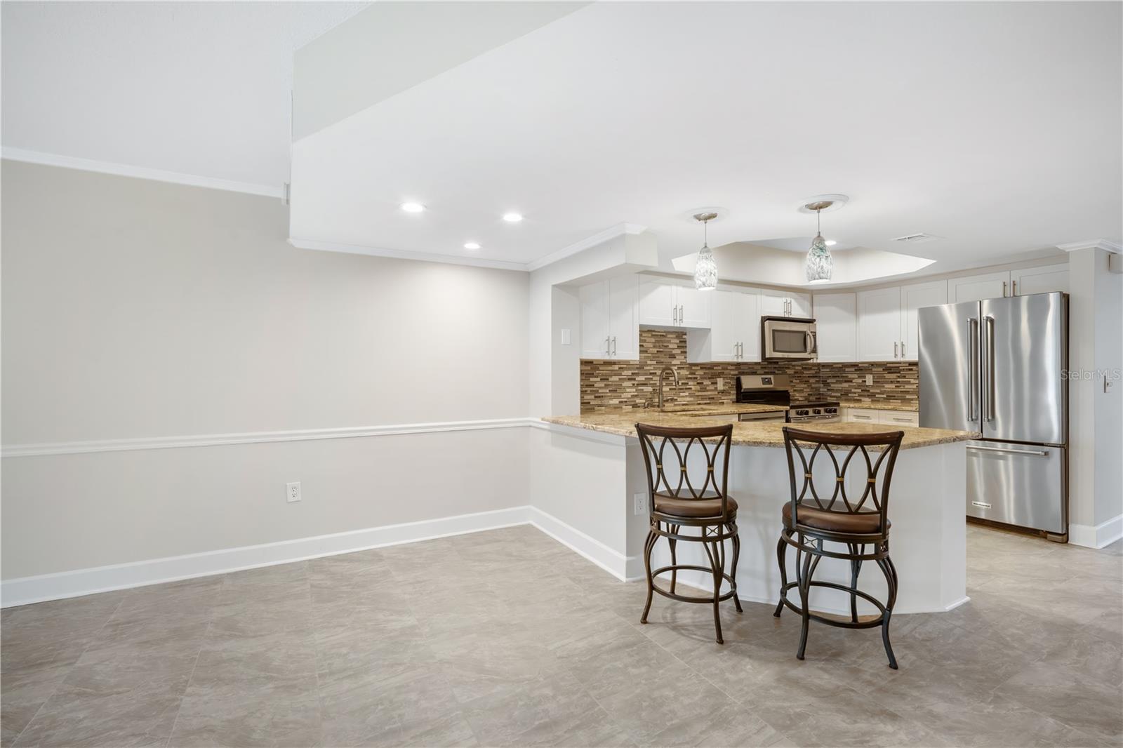 ANCHOR POINT - Residential Lease