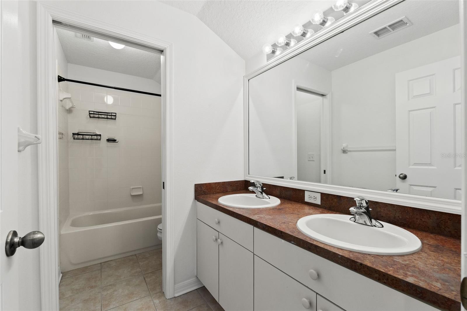 SUNCOAST MEADOWS INCREMENT 01 - Residential