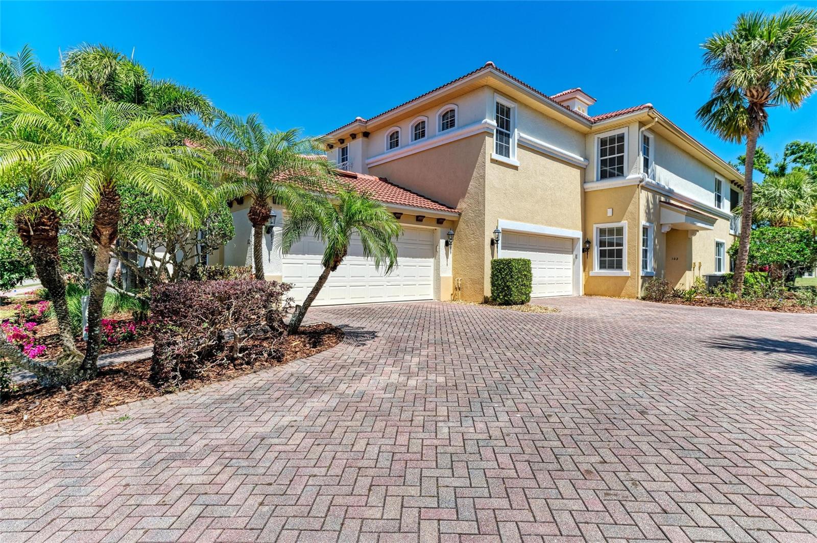 9429 DISCOVERY TERRACE 102B