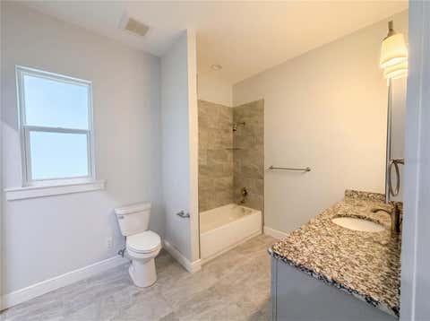 Tiny photo for 2700 Westside Drive, Leesburg, FL 34748 (MLS # O6409123)