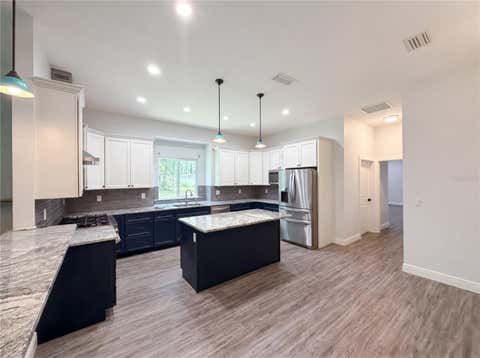 Tiny photo for 2700 Westside Drive, Leesburg, FL 34748 (MLS # O6409123)