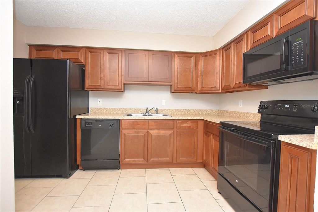 Photo of 1139 W Mercury Drive #C, Lakeland, FL 33801 (MLS # L4960092)