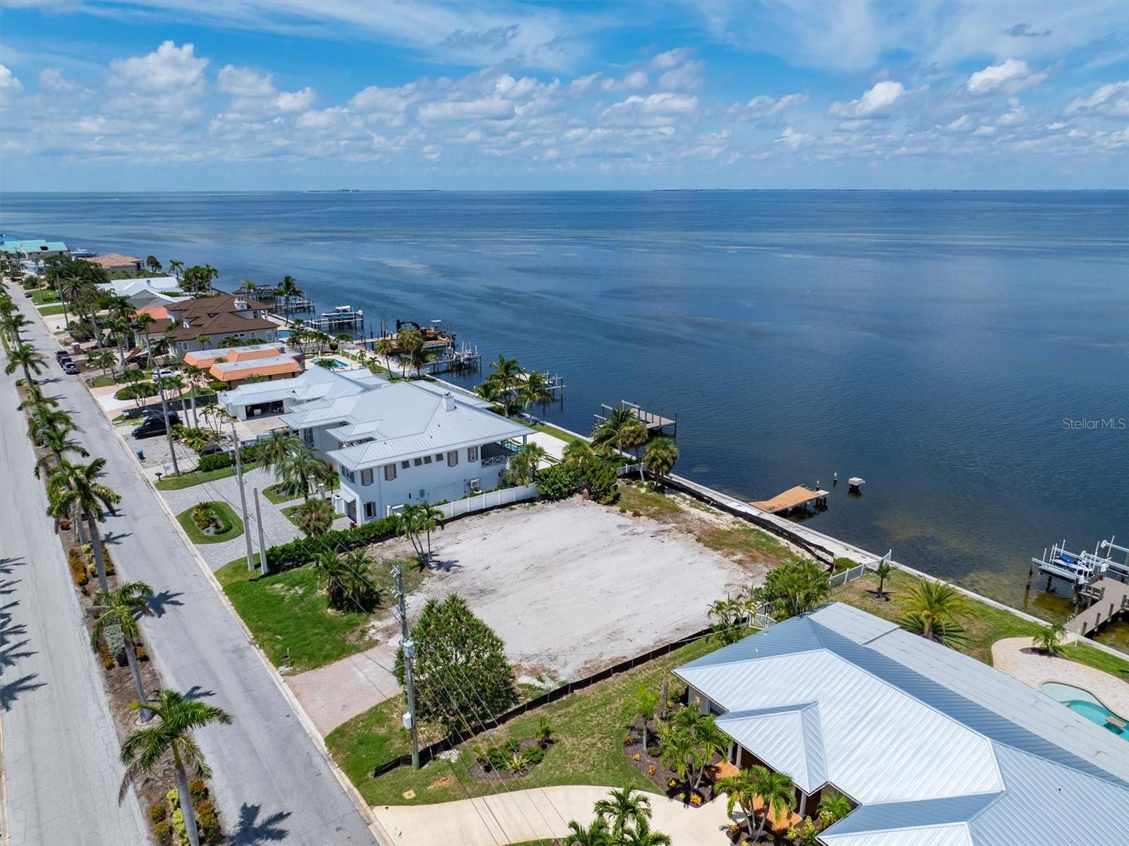 659 KEY ROYALE DRIVE