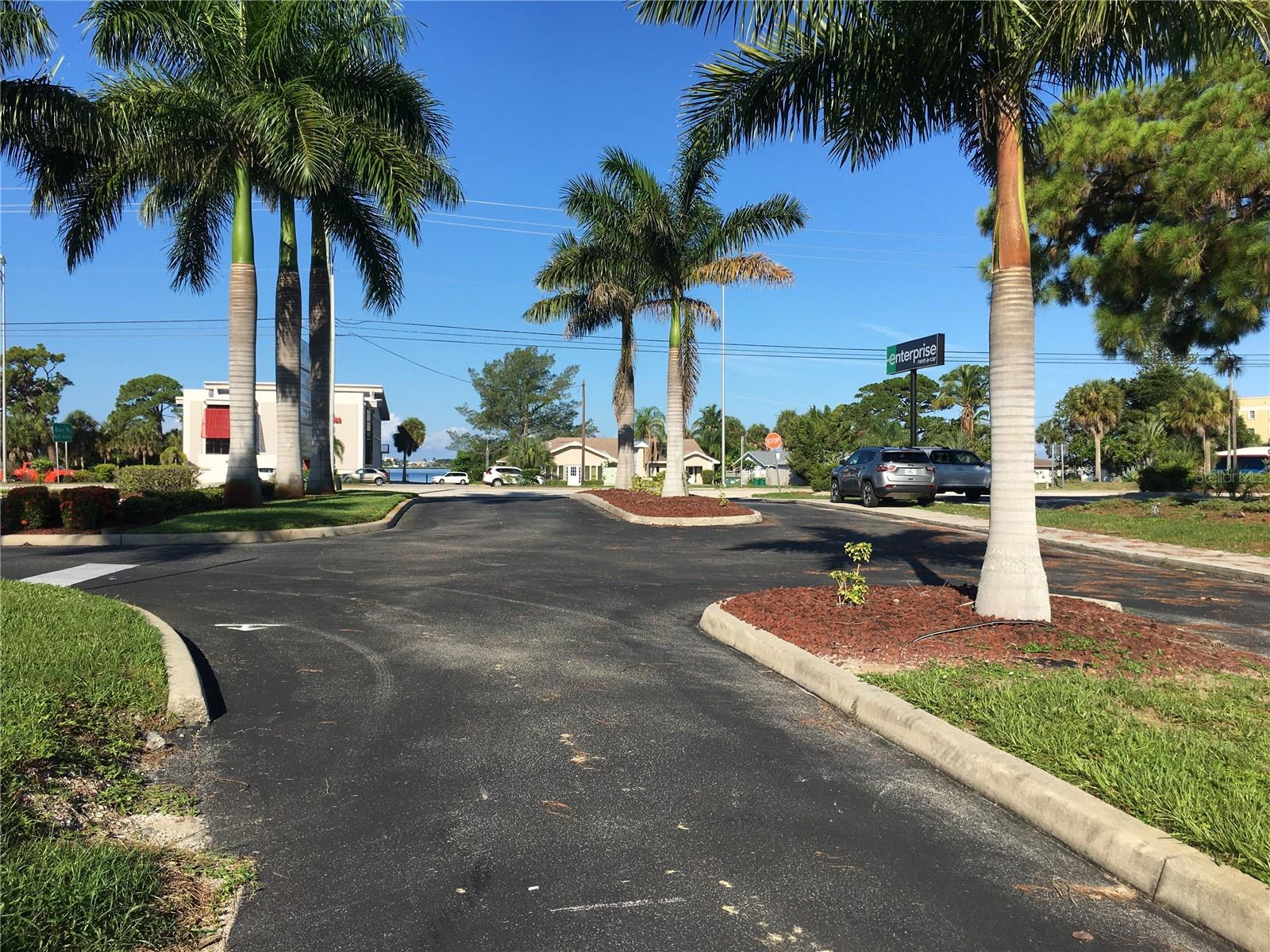 Attention Developers or someone looking for a true estate! This large 8+ acre parcel is less than 2 miles to Englewood Beach and has been partially cleared. Current zoning allows up to 82 units with the RMF 10 zoning. If you want more land and more units, the property at 1106 S McCall Road is also for sale by the same seller. Don't wait on this one, this type of property is not available anywhere else in the area! Possible seller financing.