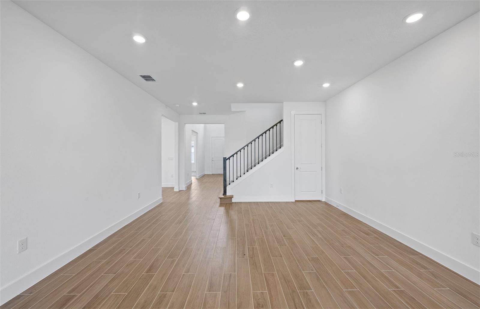 TWO RIVERS - Residential