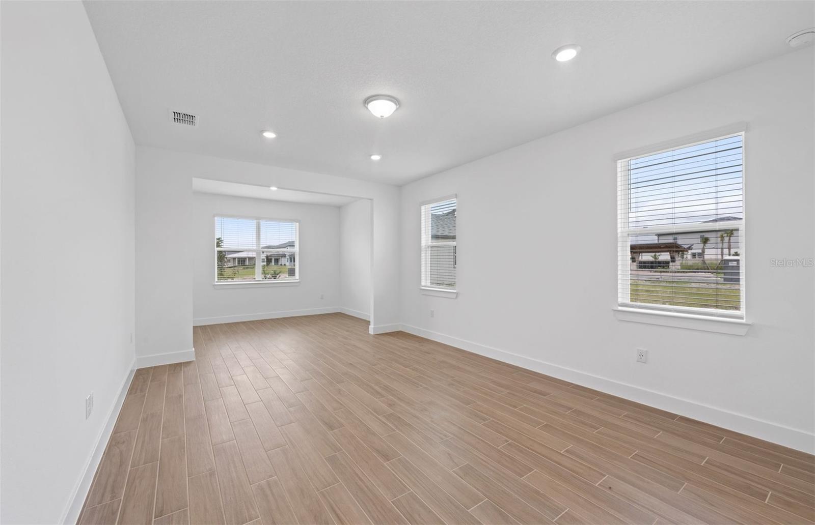 TWO RIVERS - Residential