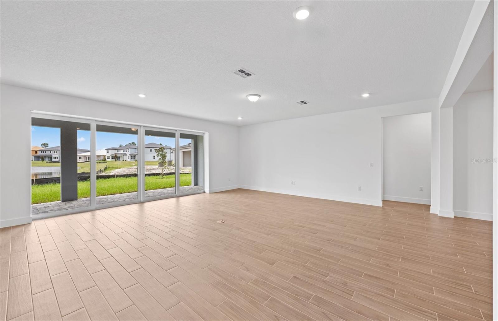 TWO RIVERS - Residential