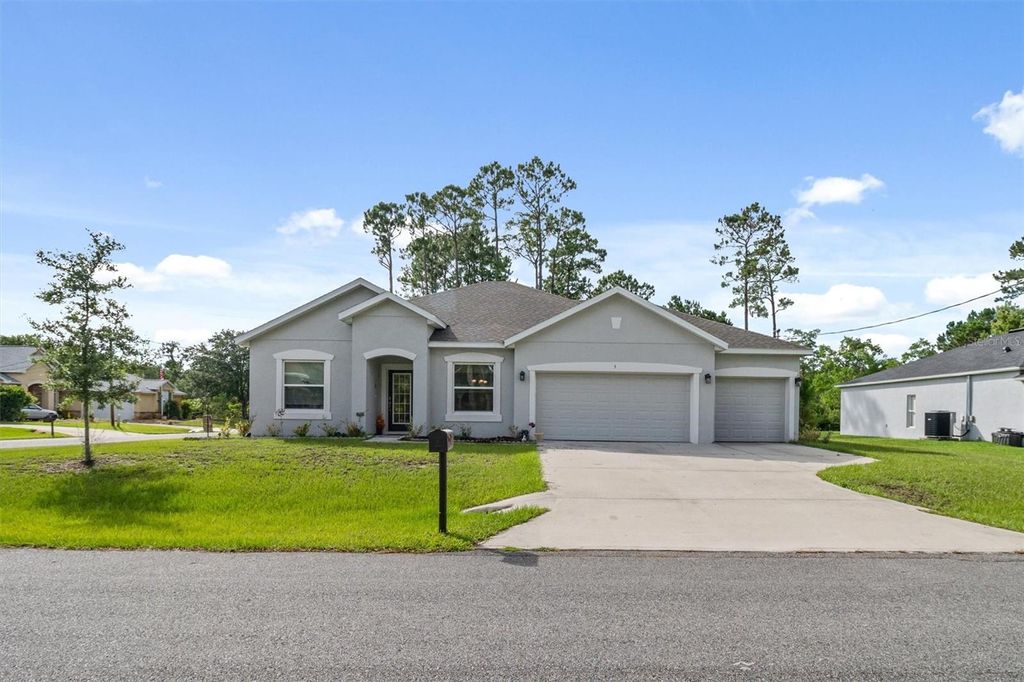 Photo of 5 Bud Hollow Drive, Palm Coast, FL 32137 (MLS # FC310521)