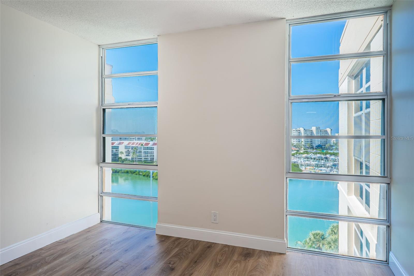 BAY ISLAND GROUP 1 - Residential