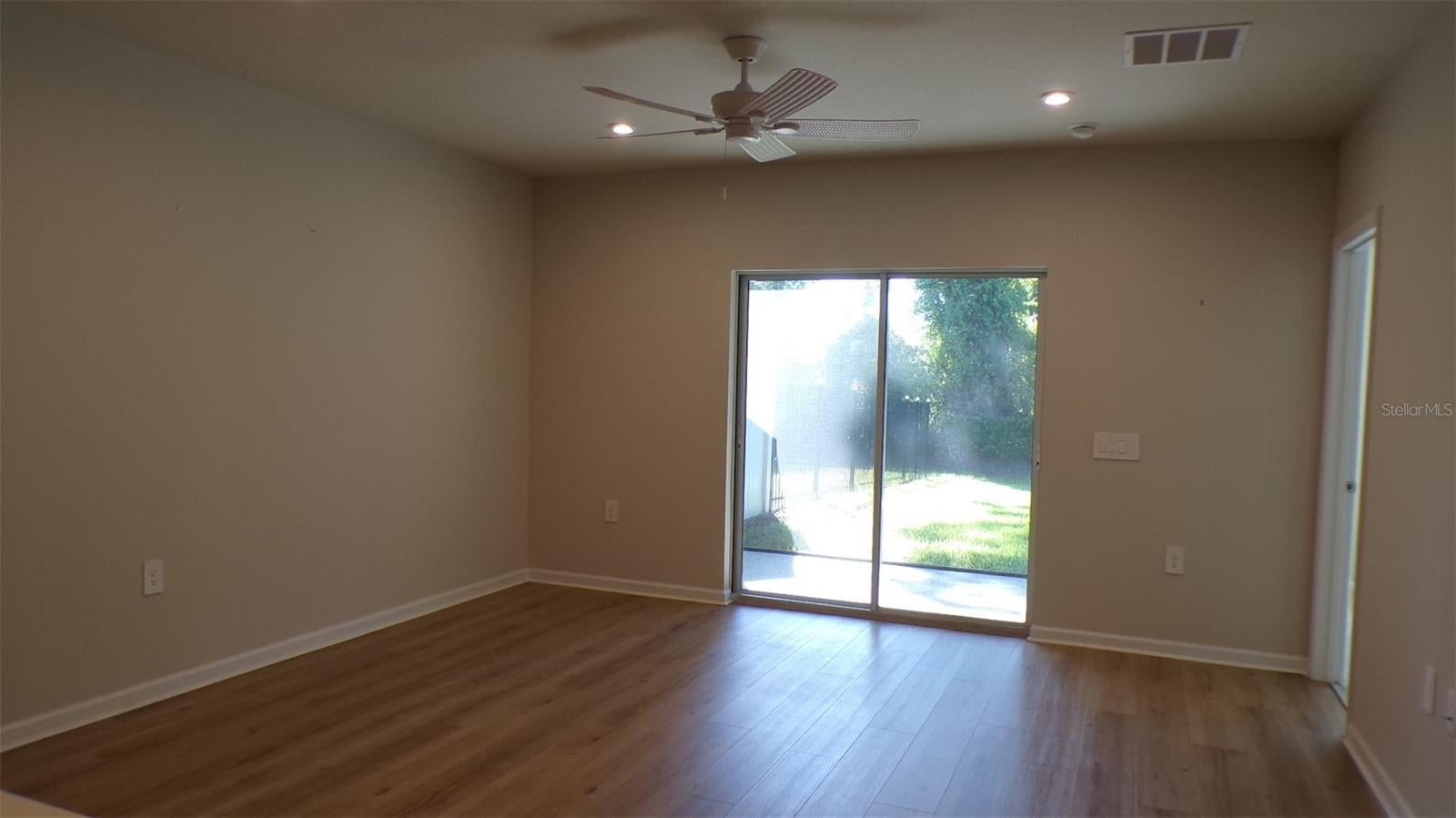 1796 W PALMS DRIVE