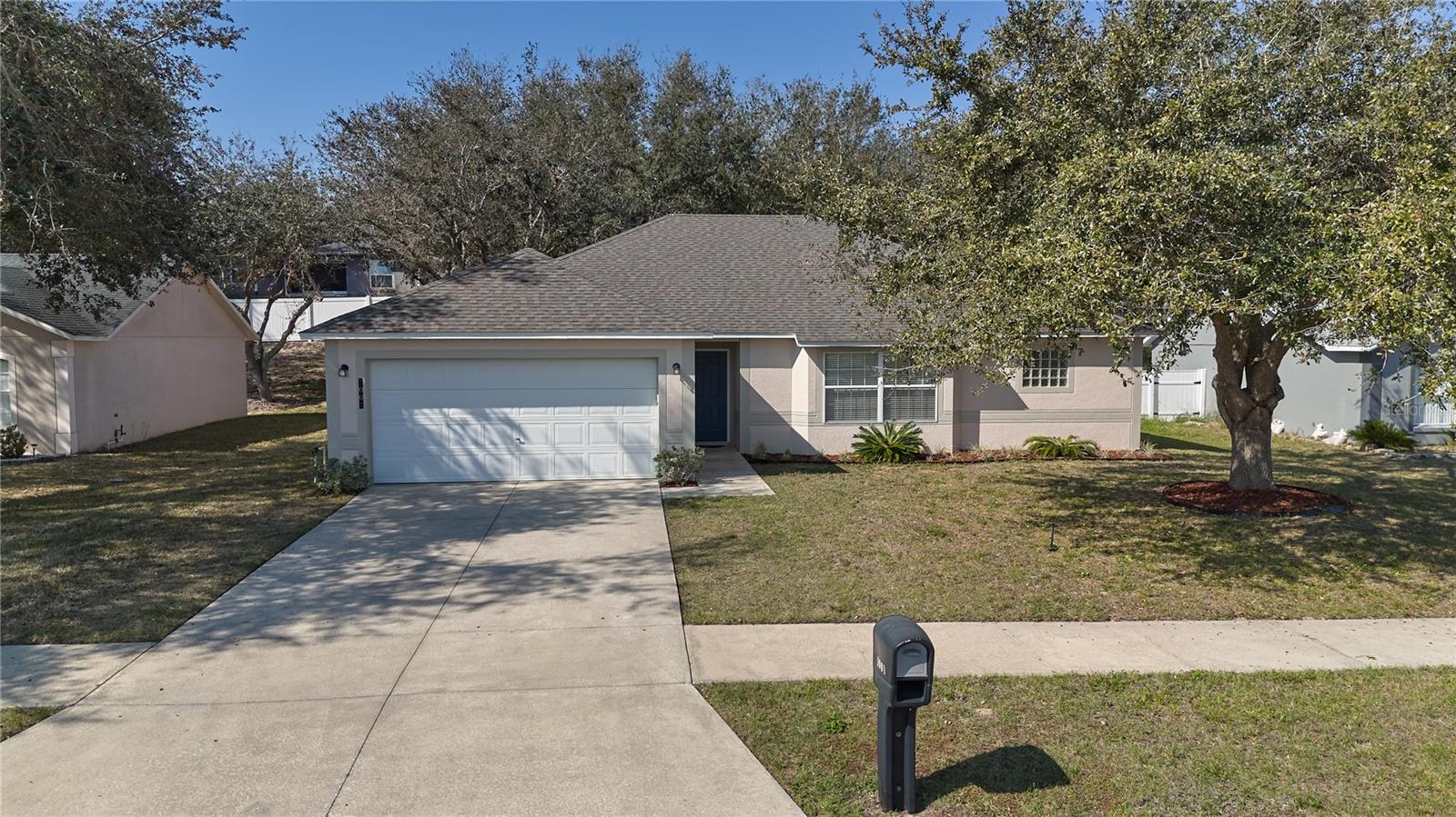 1001 WILLOW RUN ST.