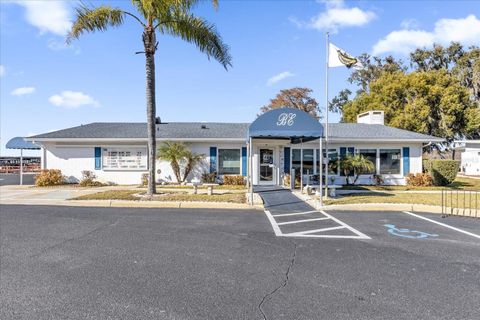 Tiny photo for 113 Tropical Lane, Leesburg, FL 34748 (MLS # G5112606)