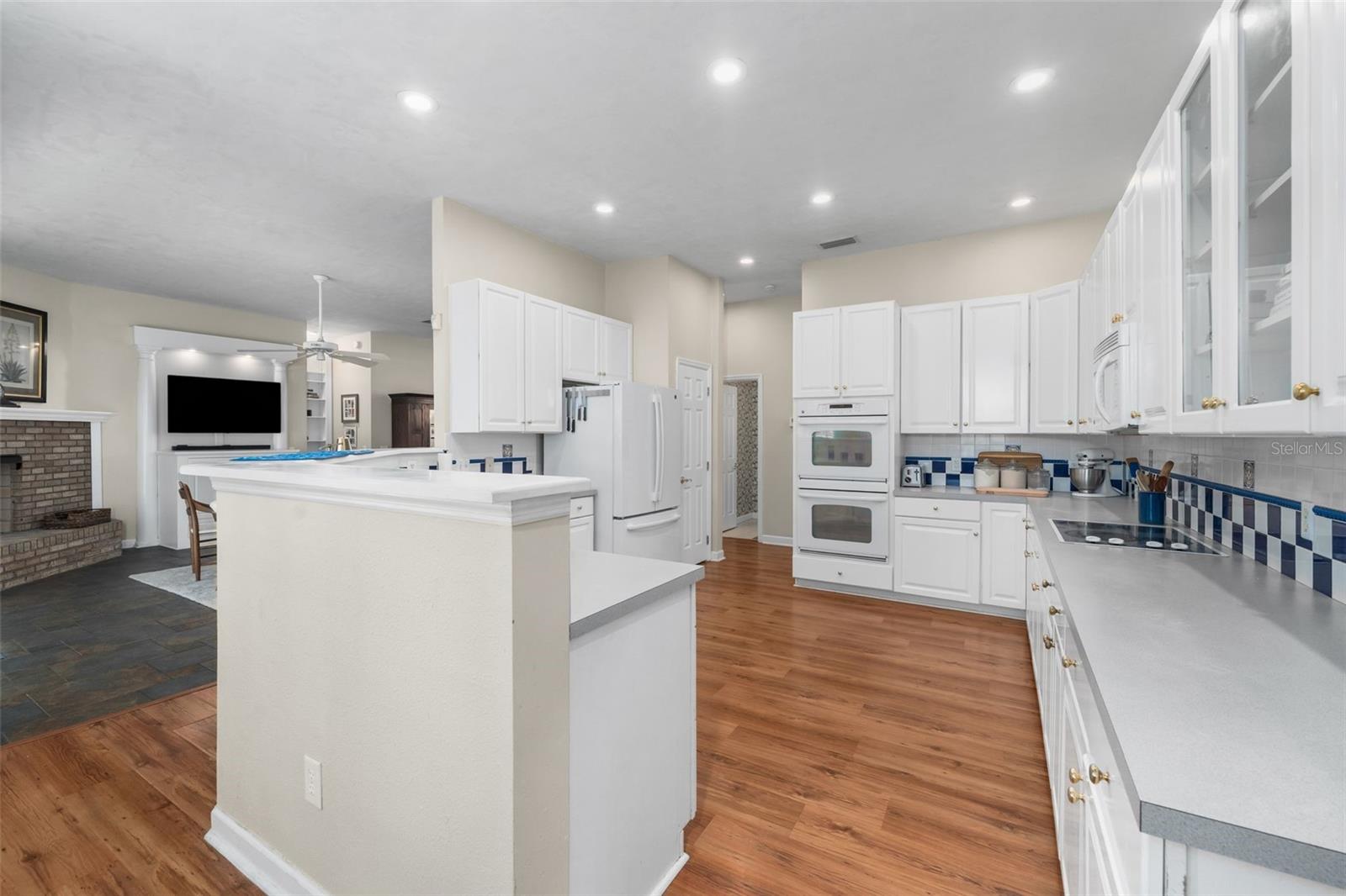 ROCK MEADOWS FARM PH 2 - Residential