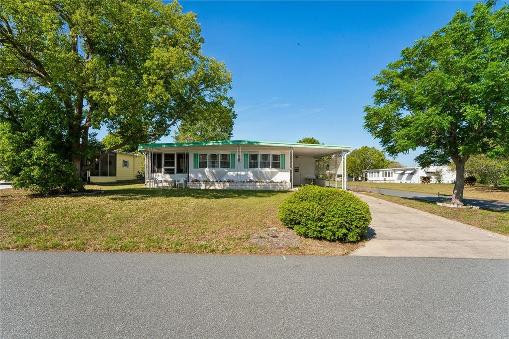 Photo of 8021 Western Circle Drive, Brooksville, FL 34613 (MLS # TB8500923)