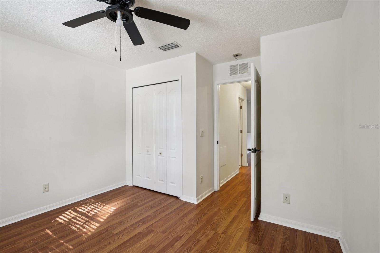 RIVER WALK - Residential