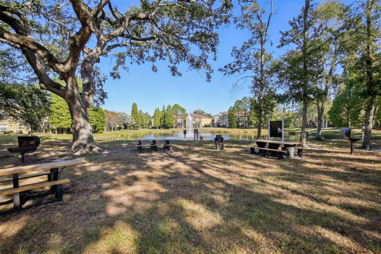 RIVER WALK - Residential