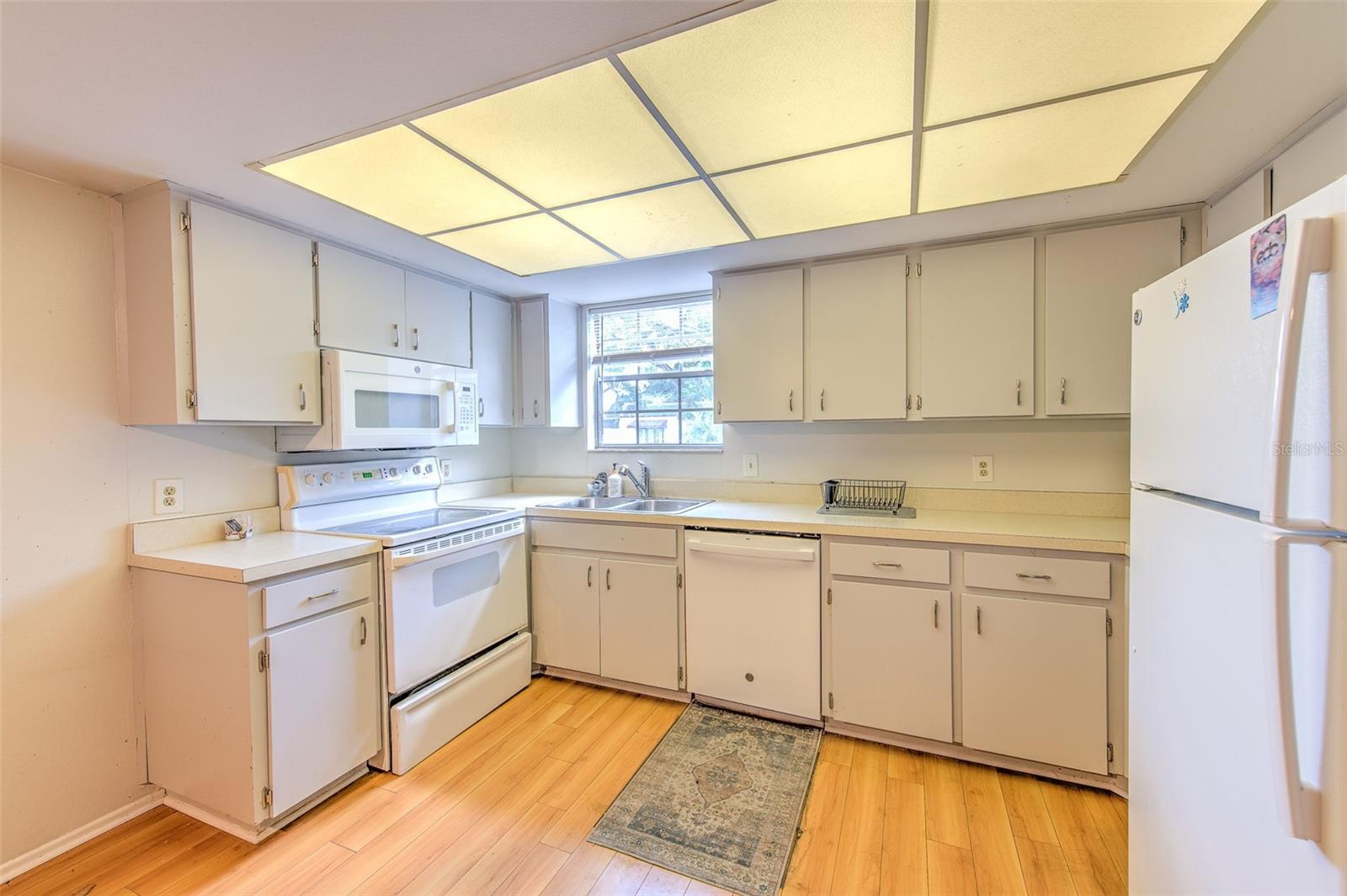 14454 REUTER STRASSE CIRCLE 712