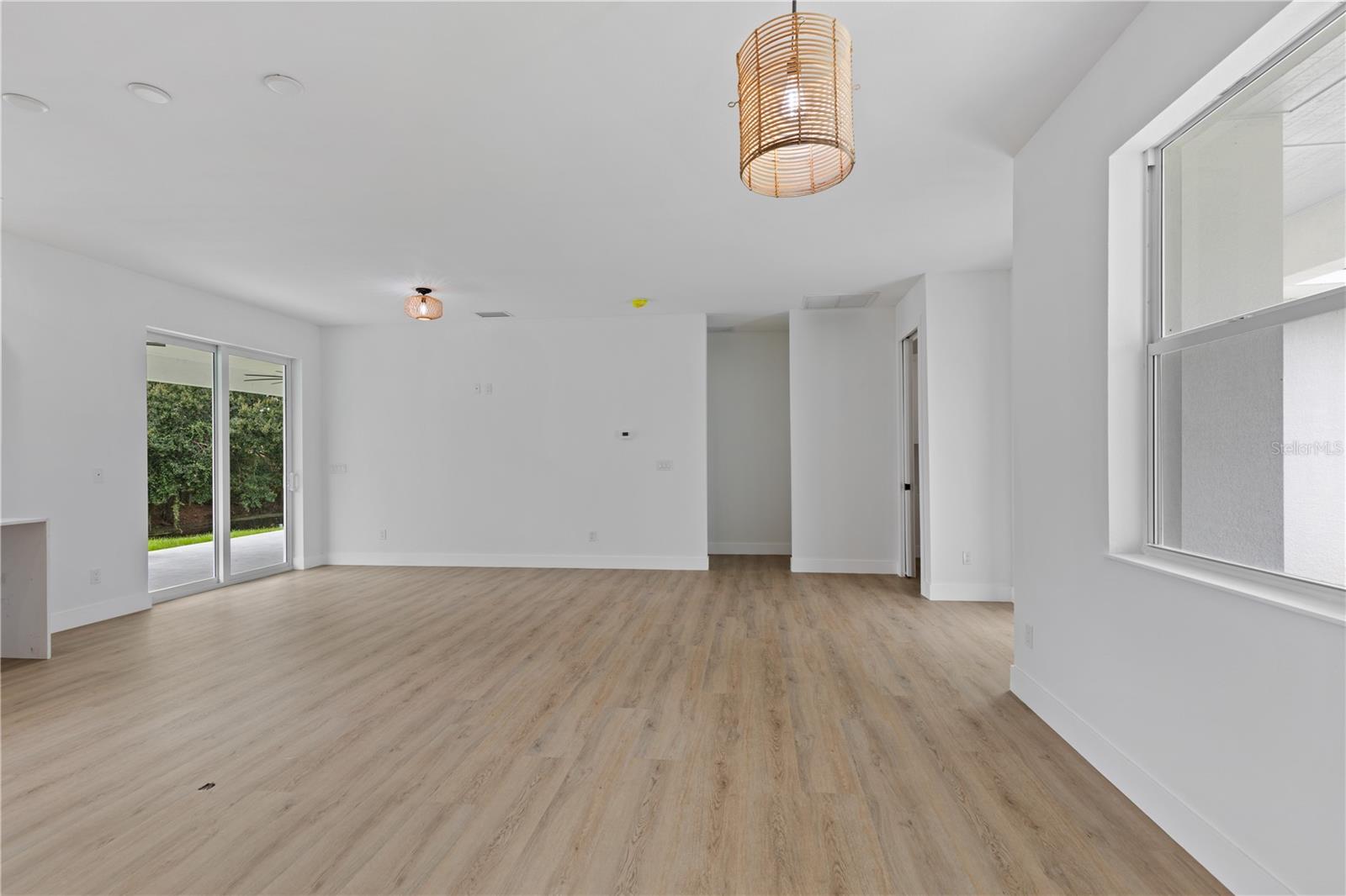 SUN N LAKES - Residential