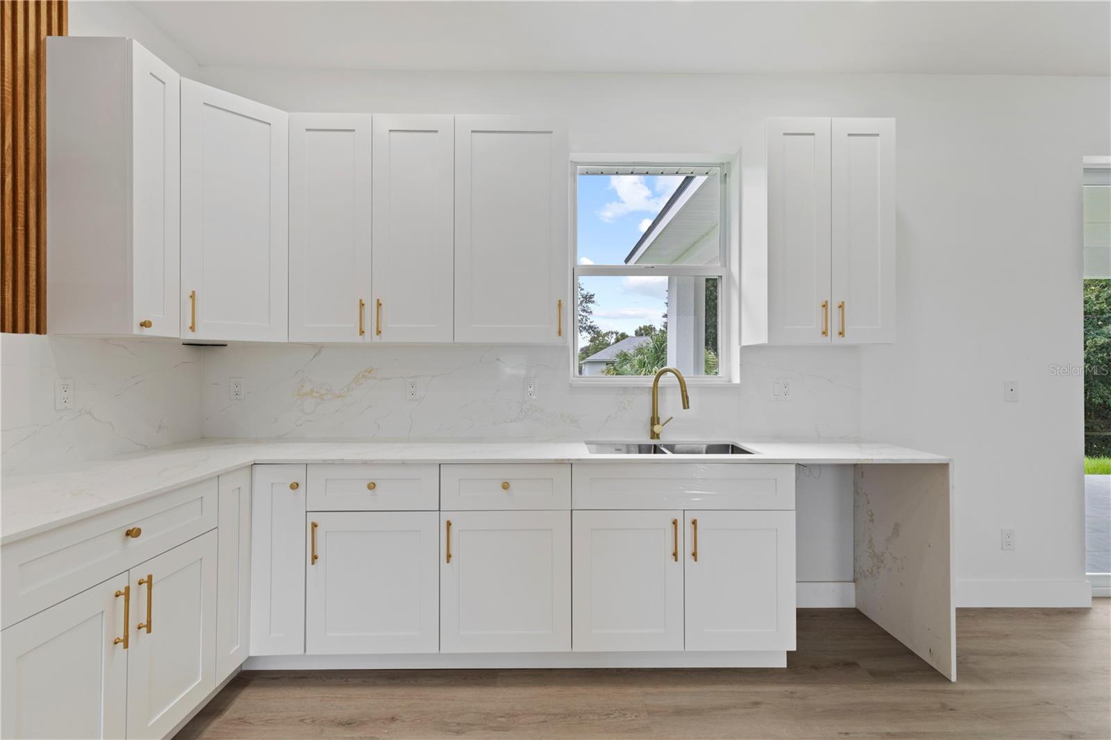 SUN N LAKES - Residential