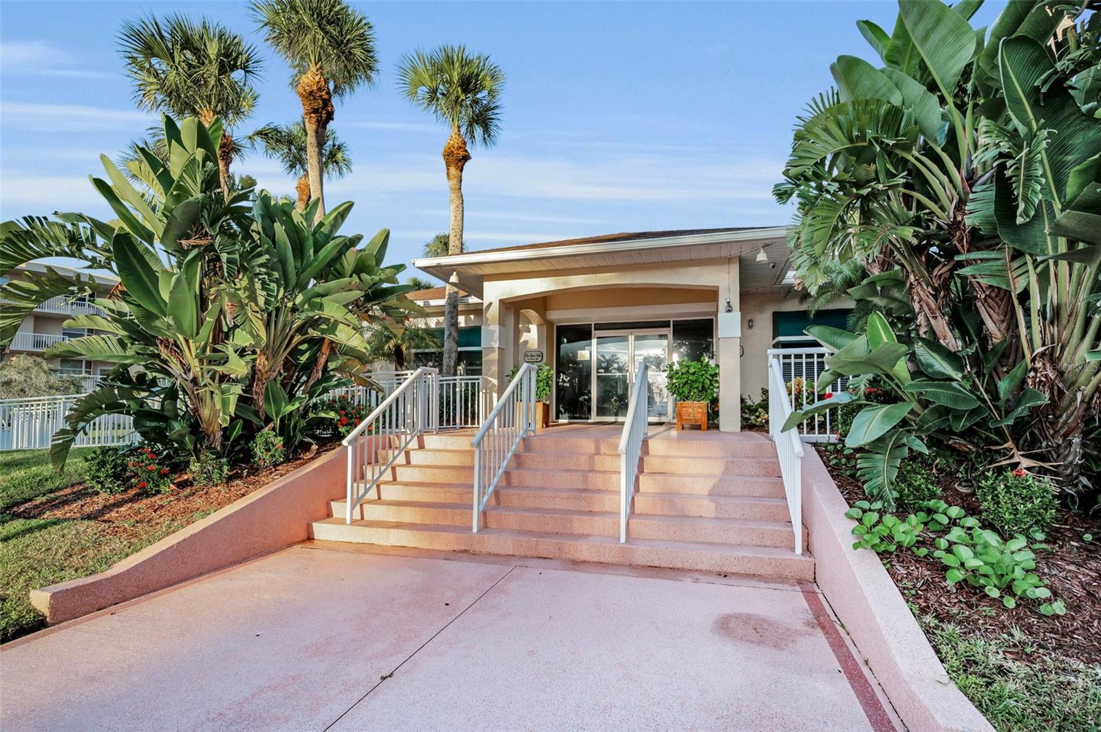 SHORES OF LONG BAYOU CONDO - Residential