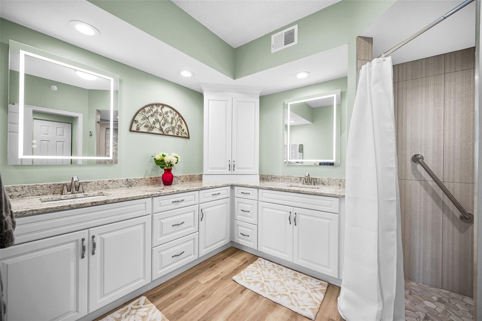 SHORES OF LONG BAYOU CONDO - Residential