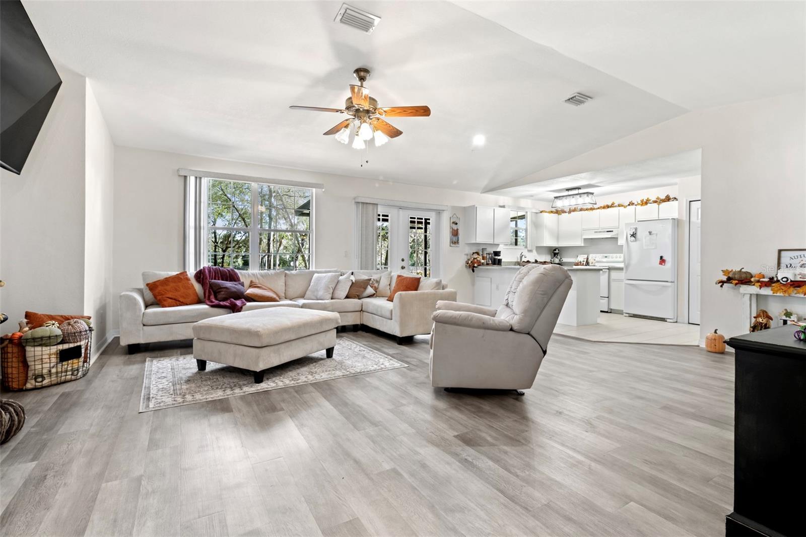 INVERNESS HIGHLANDS UNIT 01 - Residential