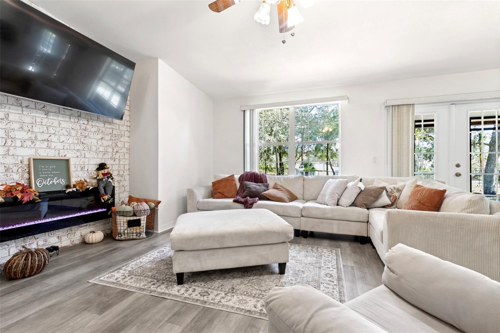 INVERNESS HIGHLANDS UNIT 01 - Residential