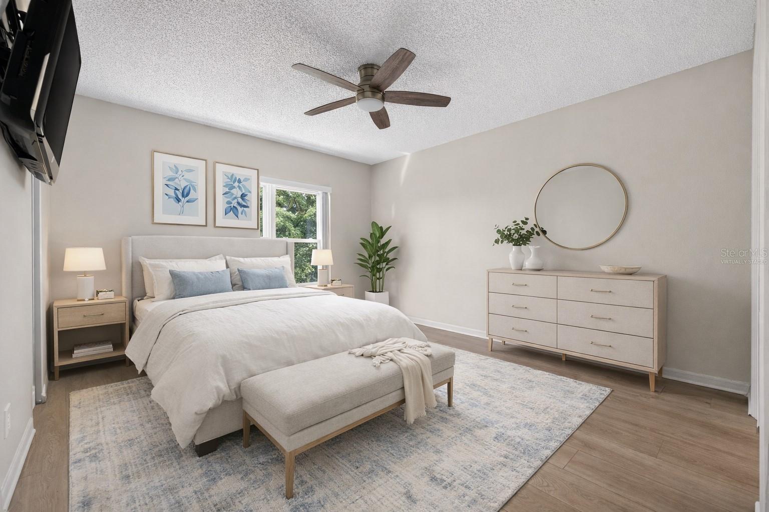 ON TOP OF THE WORLD - Residential