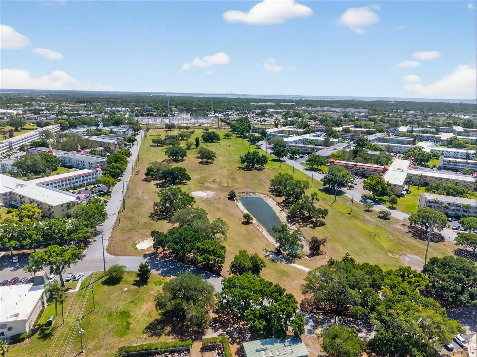 ON TOP OF THE WORLD - Residential