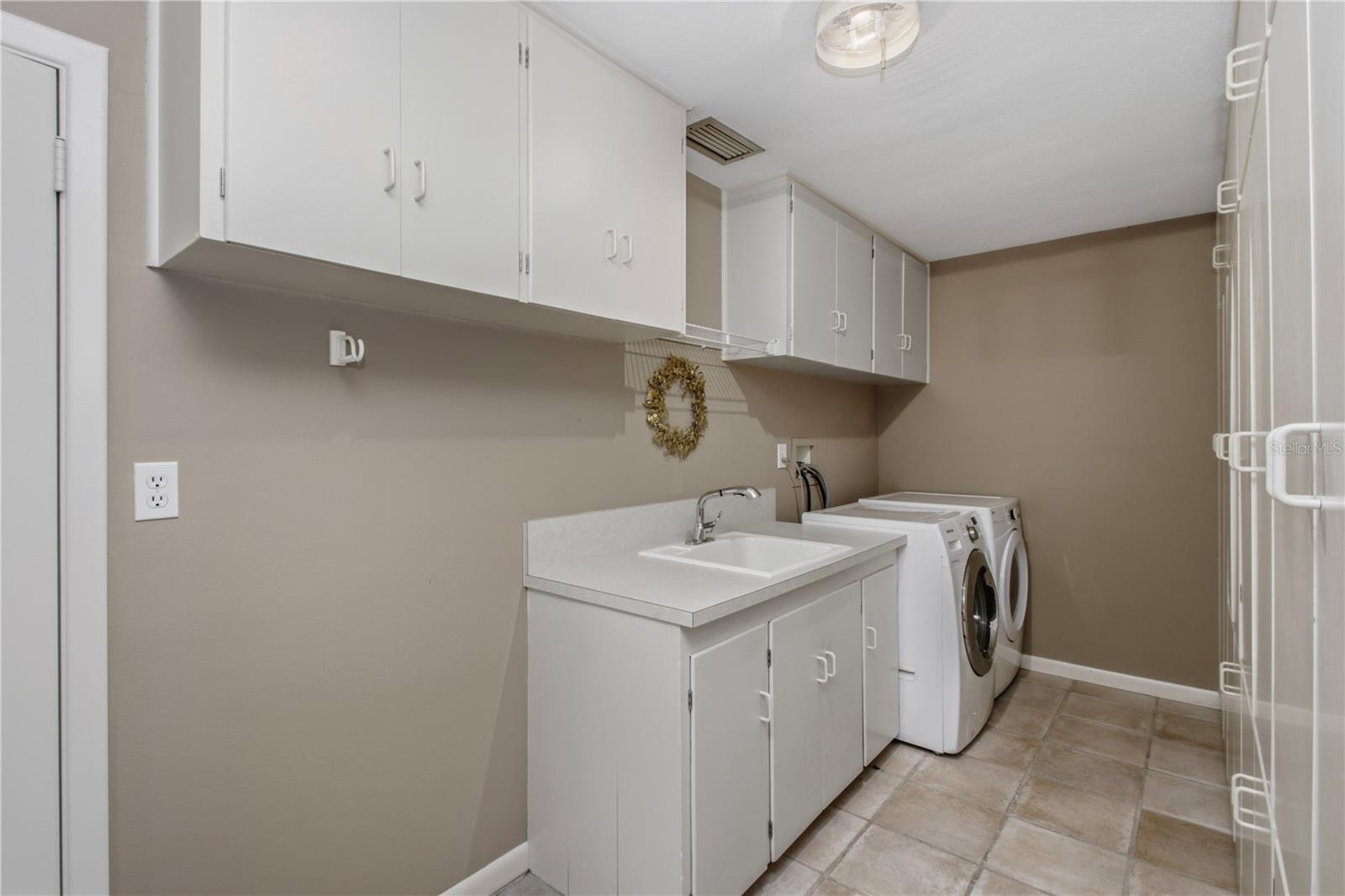 SPRING LAKE TERRACE - Residential