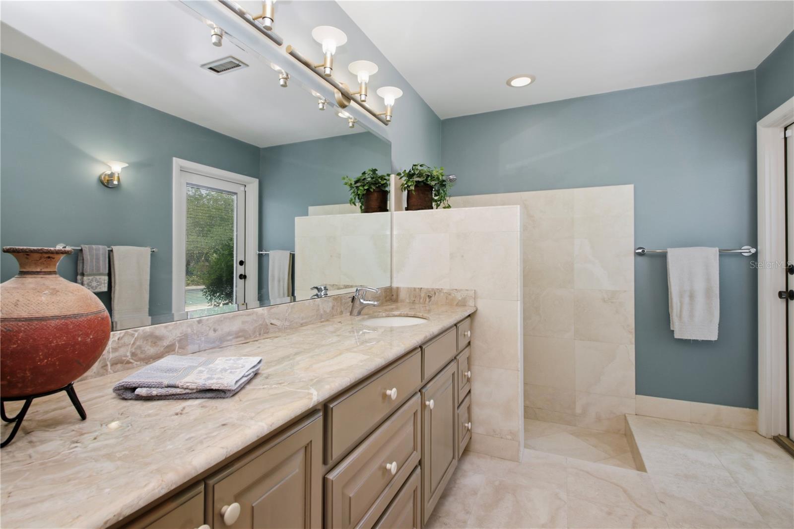 SPRING LAKE TERRACE - Residential