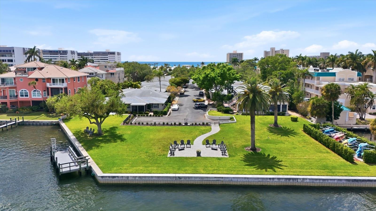 PROVINCIAL GARDENS - Residential