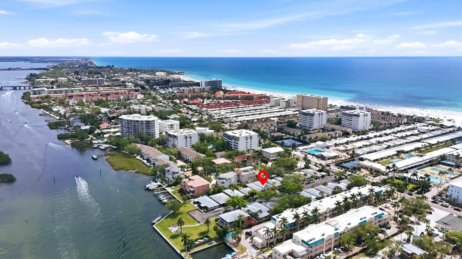 PROVINCIAL GARDENS - Residential