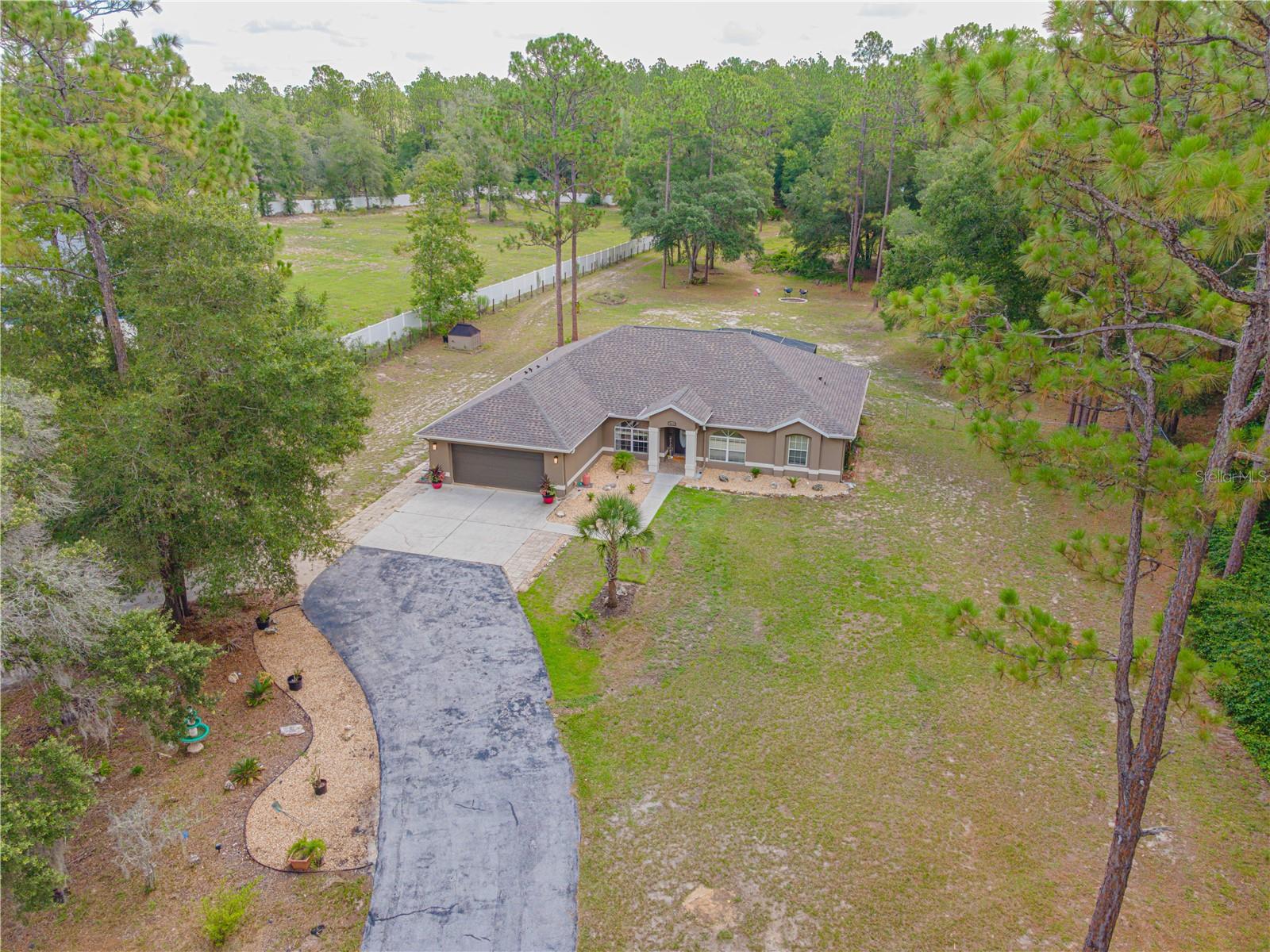 5615 SW 186TH COURT