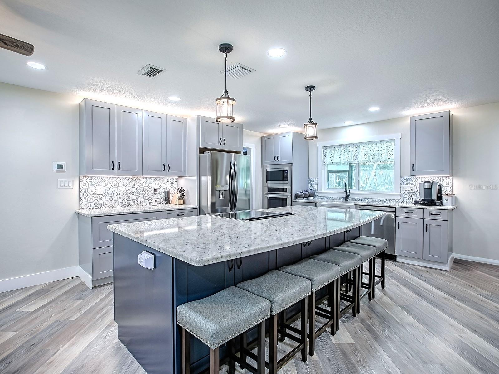 TROPICAL SHORES SUB - Residential