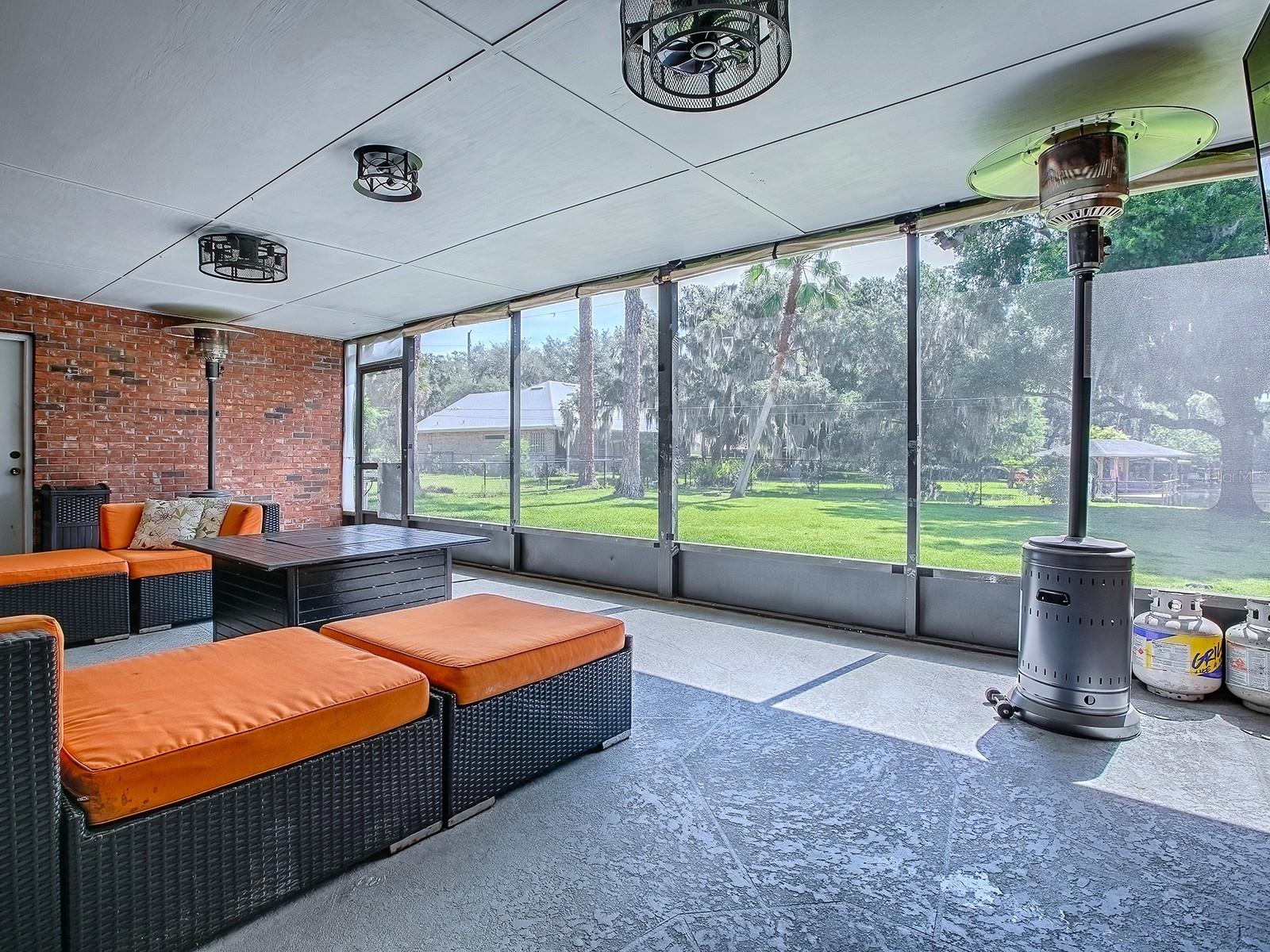 TROPICAL SHORES SUB - Residential