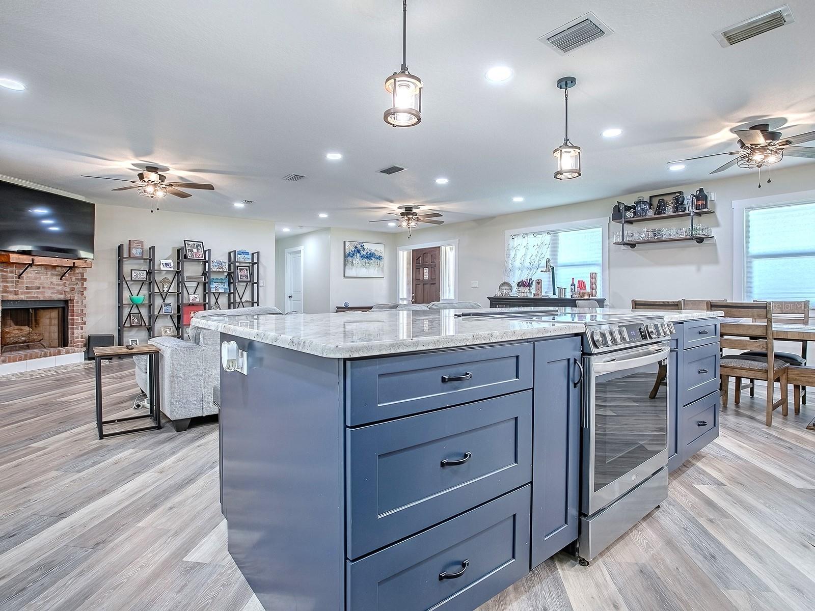 TROPICAL SHORES SUB - Residential