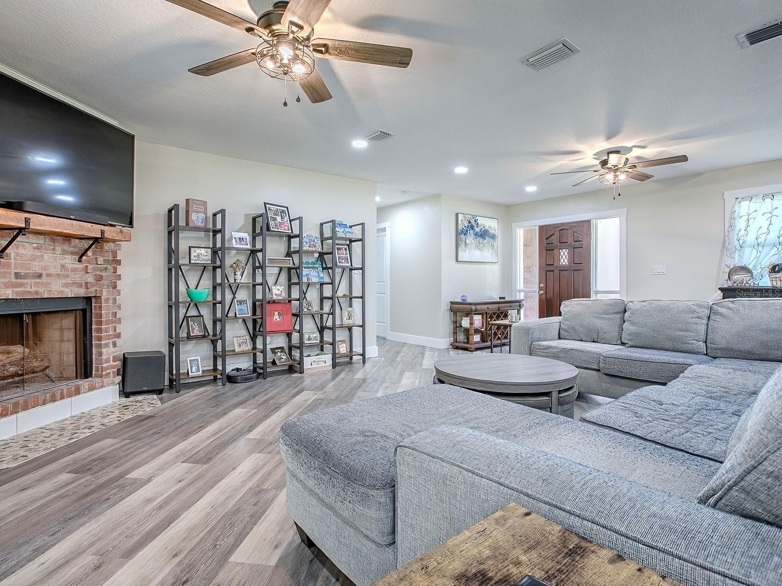 TROPICAL SHORES SUB - Residential